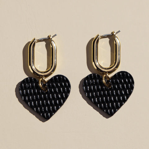 Quinn Leather Heart Huggie Earrings | Noir