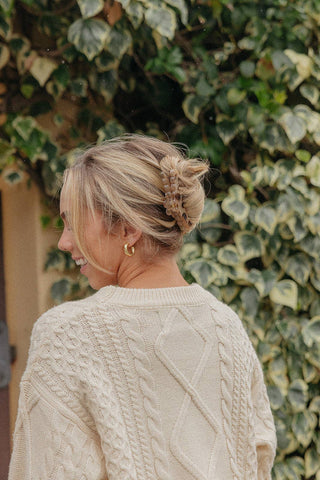 KAXI Scalloped Midi Hold Everything Claw