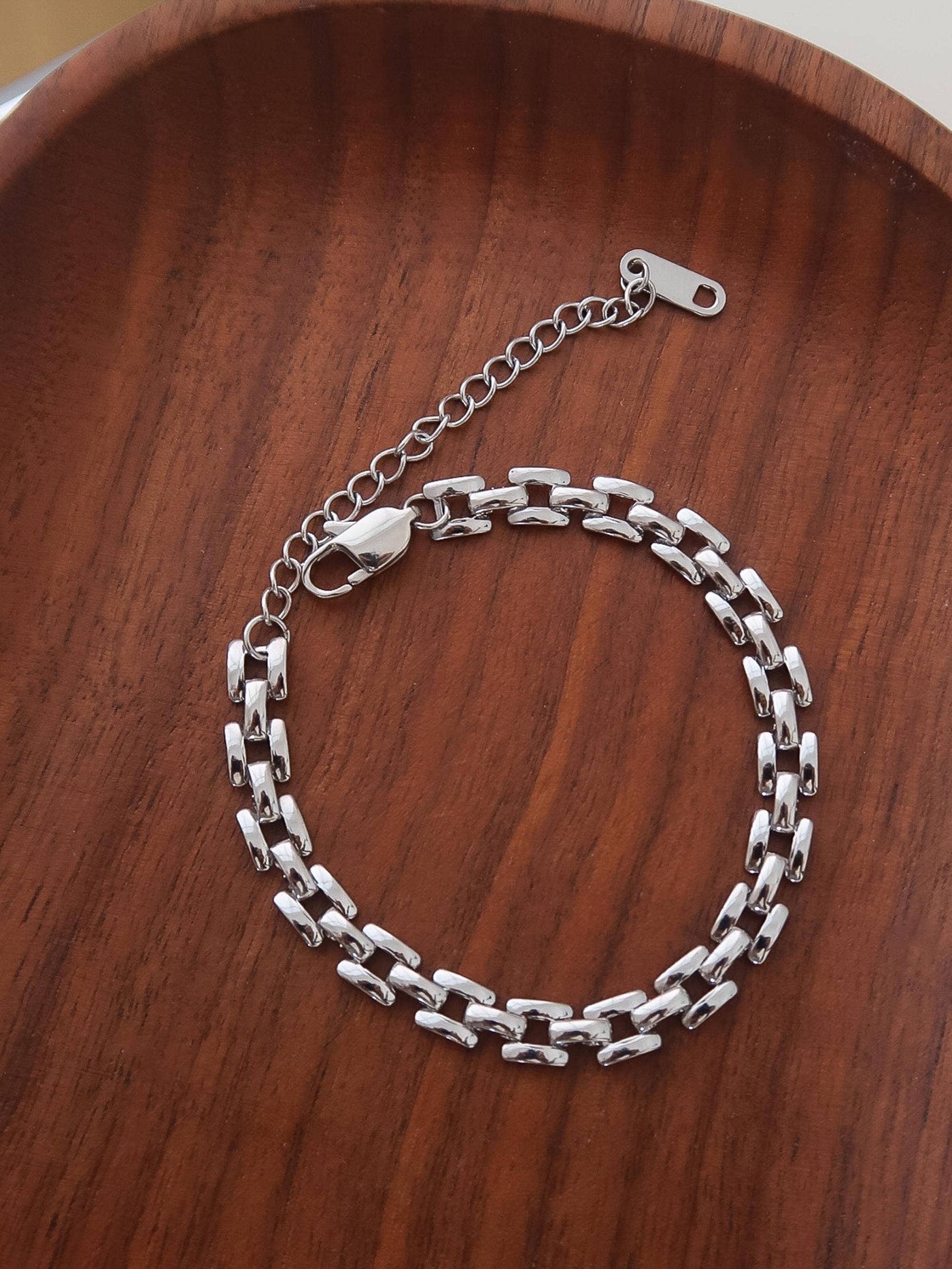 Freddie 18K Non-Tarnish Flat Chain Bracelet