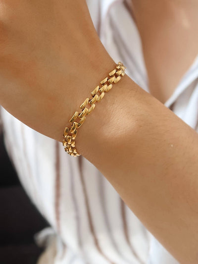 Freddie 18K Non-Tarnish Flat Chain Bracelet