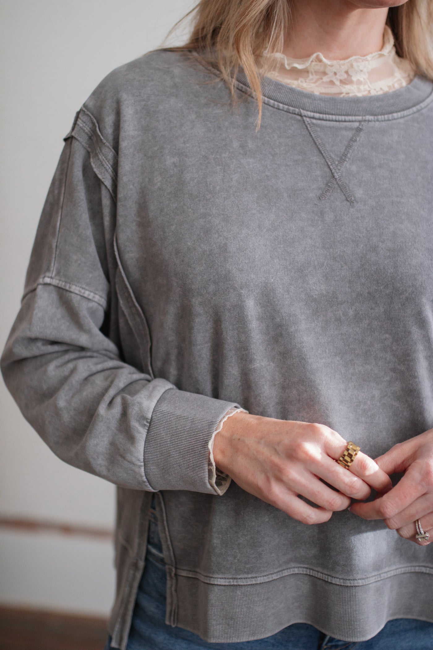Jessie Everyday Crewneck