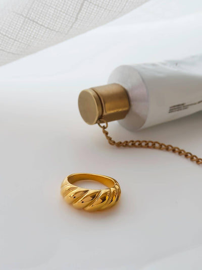 Wallace 18K Gold Non-Tarnish Croissant Ring