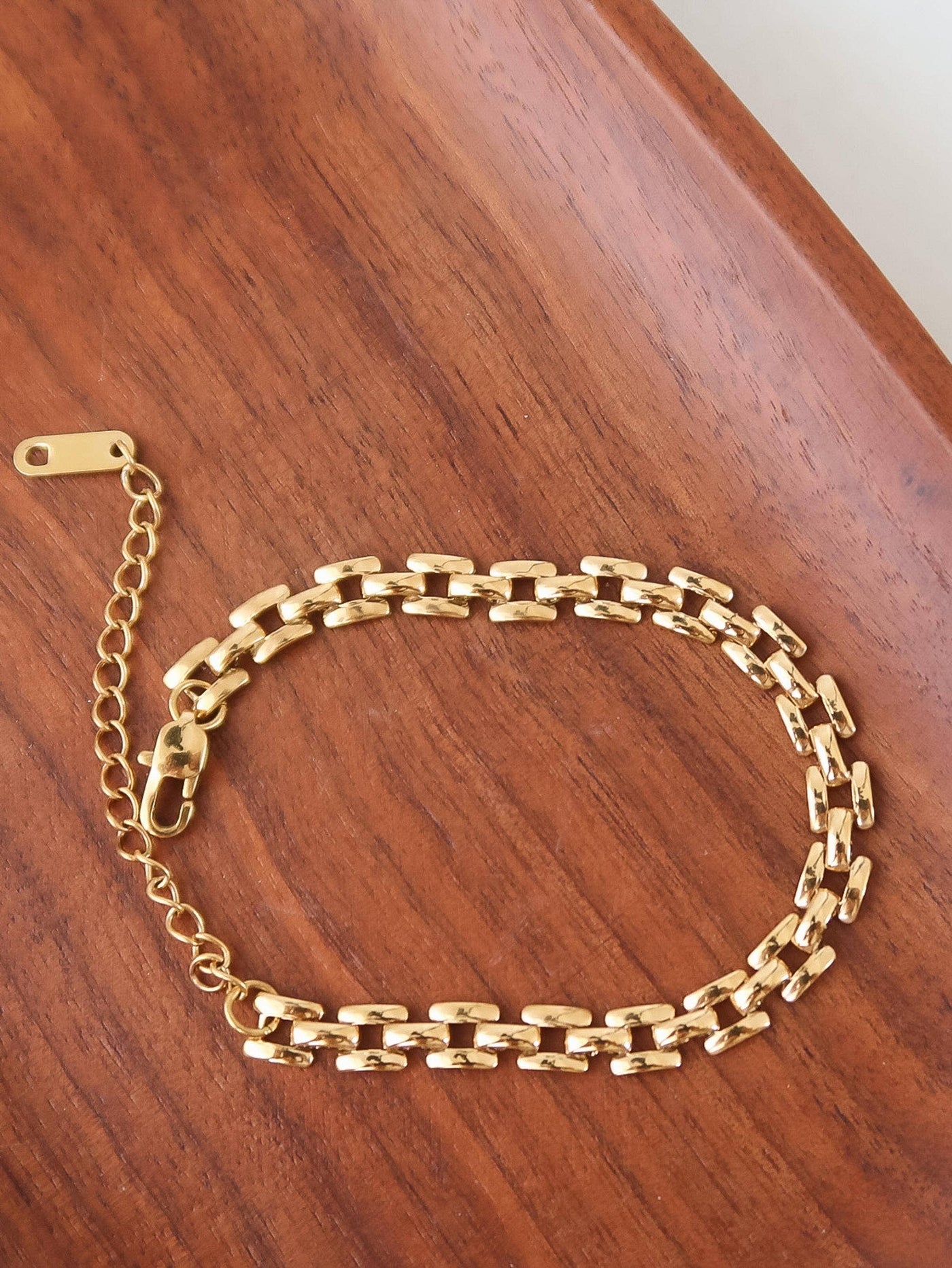 Freddie 18K Non-Tarnish Flat Chain Bracelet