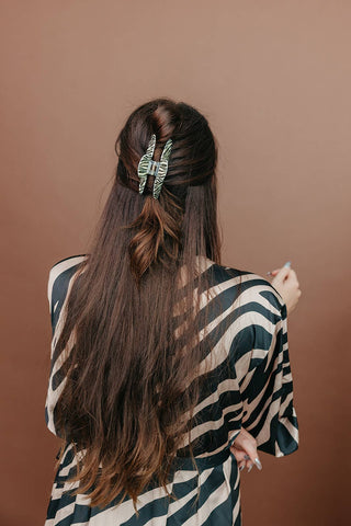 KAXI House of Her | Zebra Claw