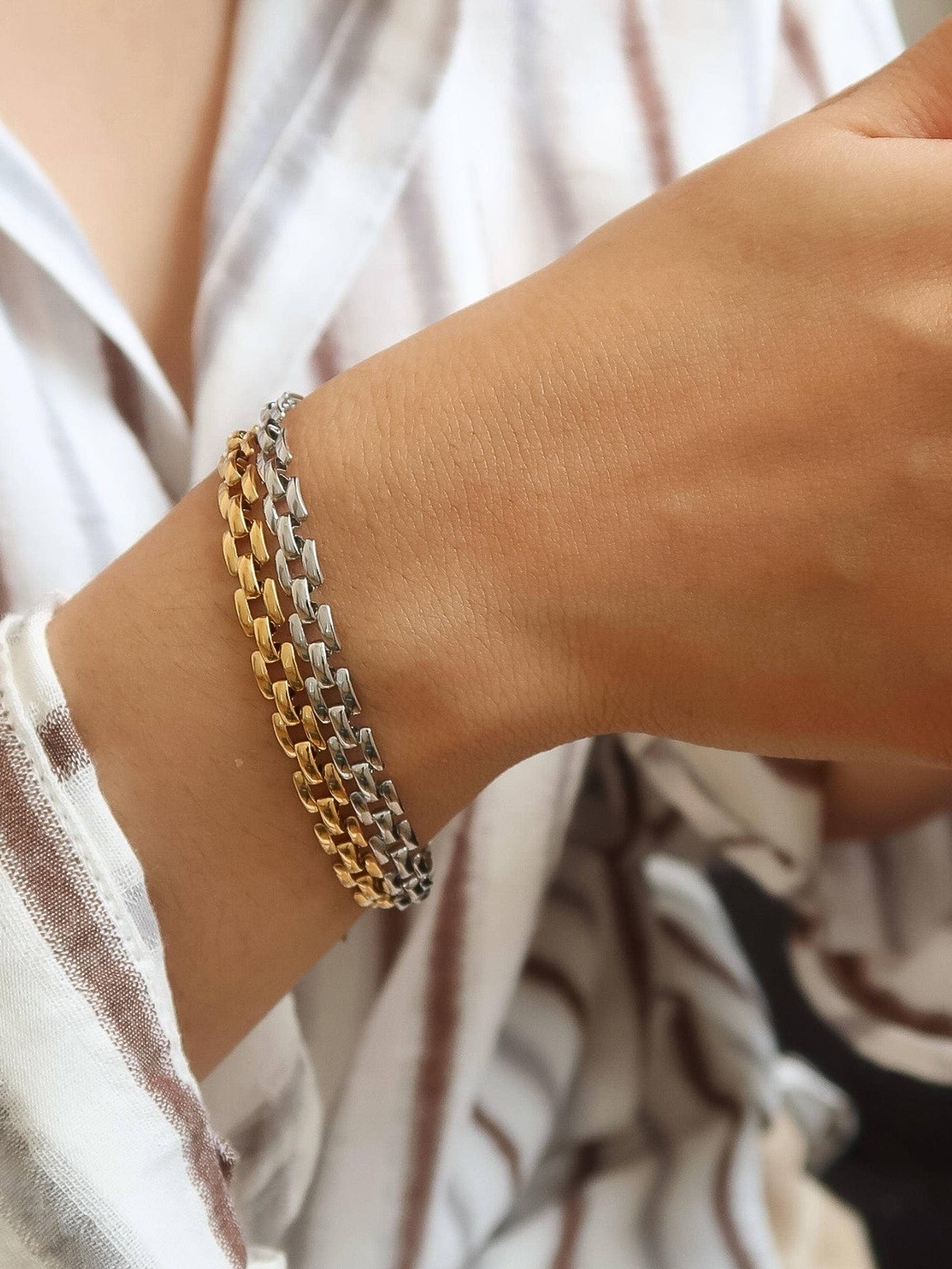 Freddie 18K Non-Tarnish Flat Chain Bracelet