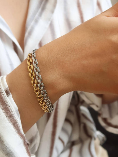 Freddie 18K Non-Tarnish Flat Chain Bracelet