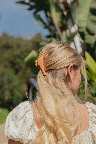 KAXI Scalloped Midi Hold Everything Claw