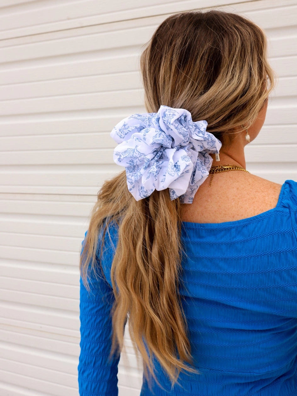 KAXI Jumbo Scrunchie | Toile De Jouy