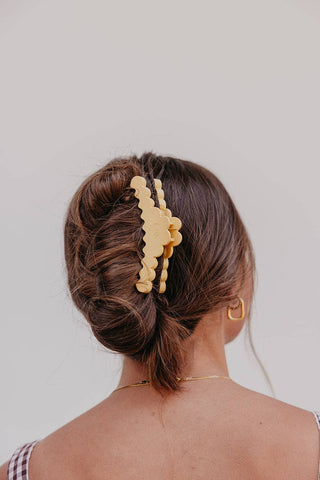 KAXI Scalloped Midi Hold Everything Claw