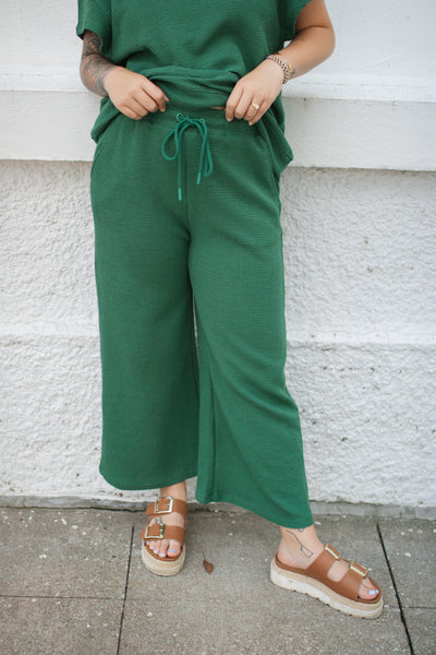 Sammie Textured Everyday Set