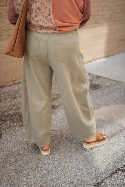 Sadie Vintage Washed Barrel Jeans