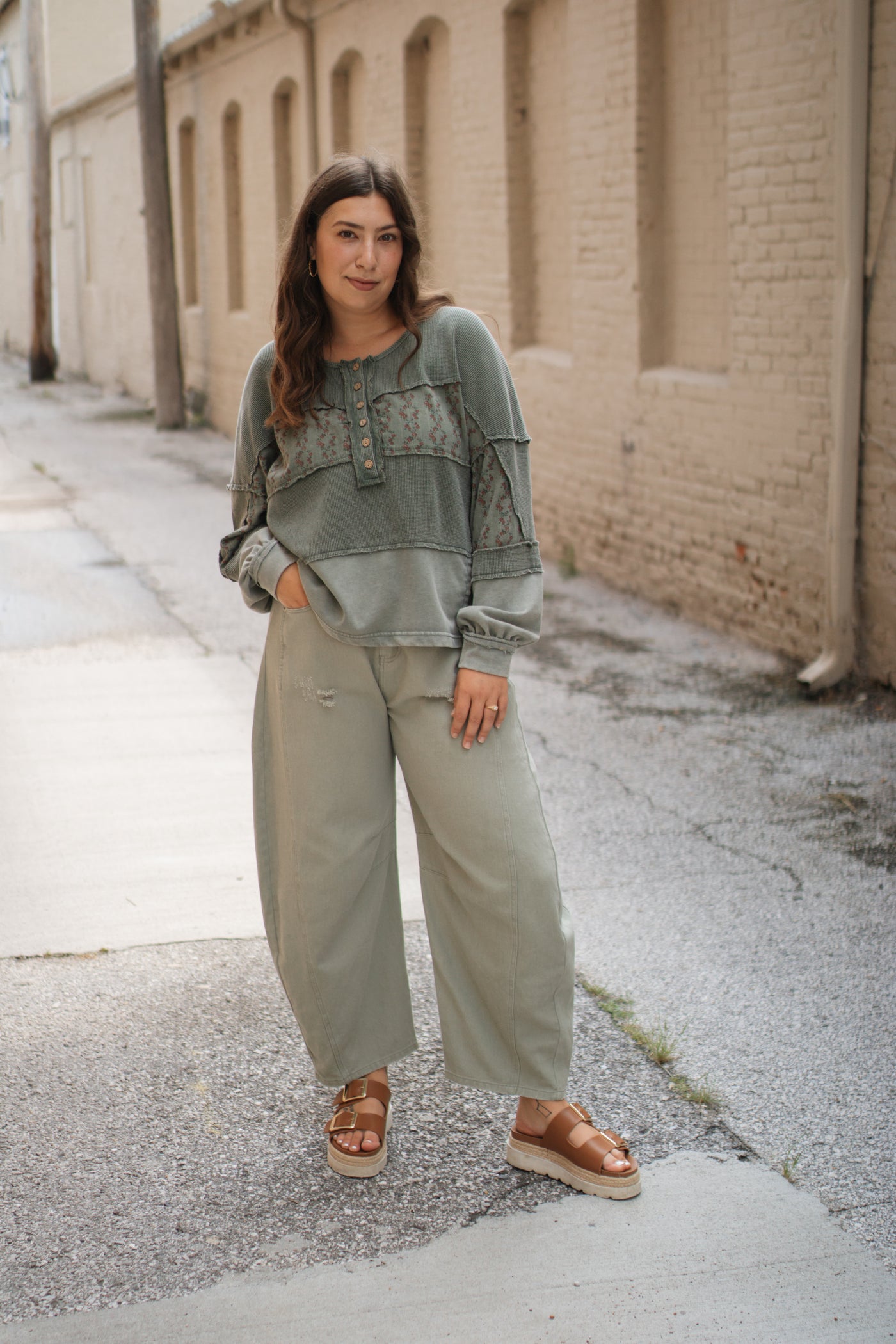 Sadie Vintage Washed Barrel Jeans
