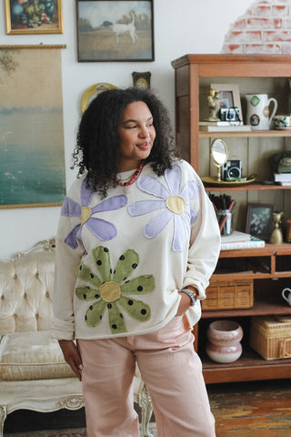 Avery Retro Patchwork Floral Crewneck
