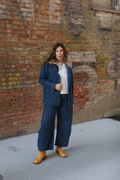 Rhea Stripped Barrel Leg Jeans