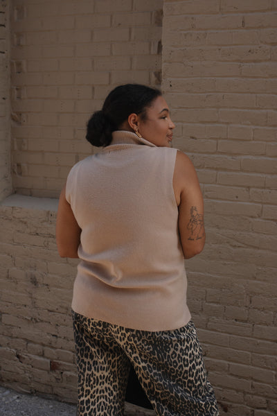 Olivia Sleeveless Cowlneck Sweater