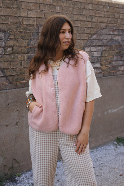Nellie Lightweight Sherpa Vest – Blush Pink