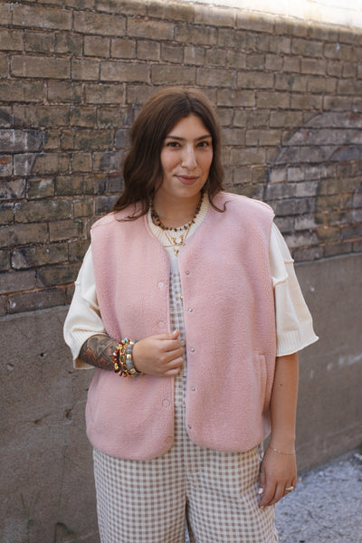 Nellie Lightweight Sherpa Vest – Blush Pink – Windy Nest