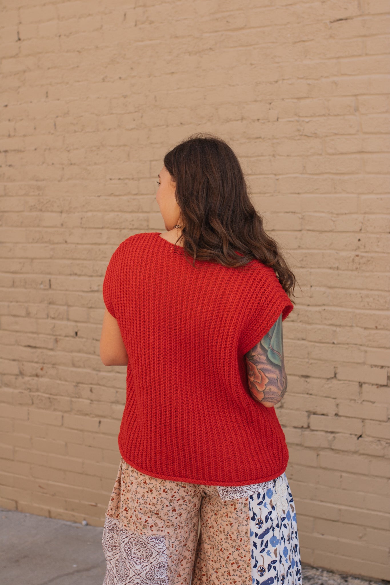 Tess Knit Vest - Cherry
