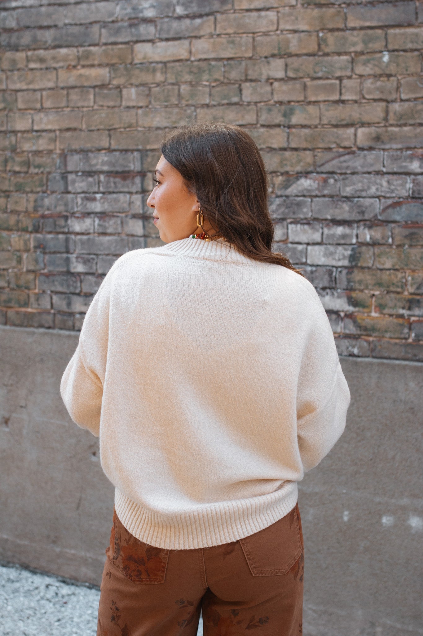 Whitney Classic Crewneck Sweater - Ecru