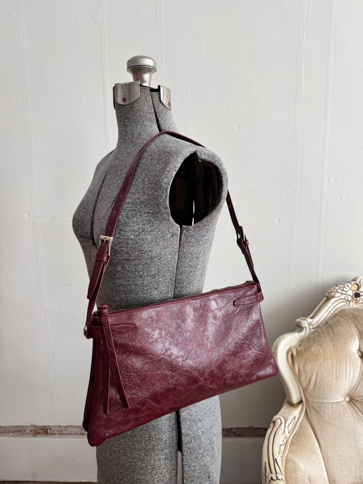 Eve Trapeze Shoulder Bag