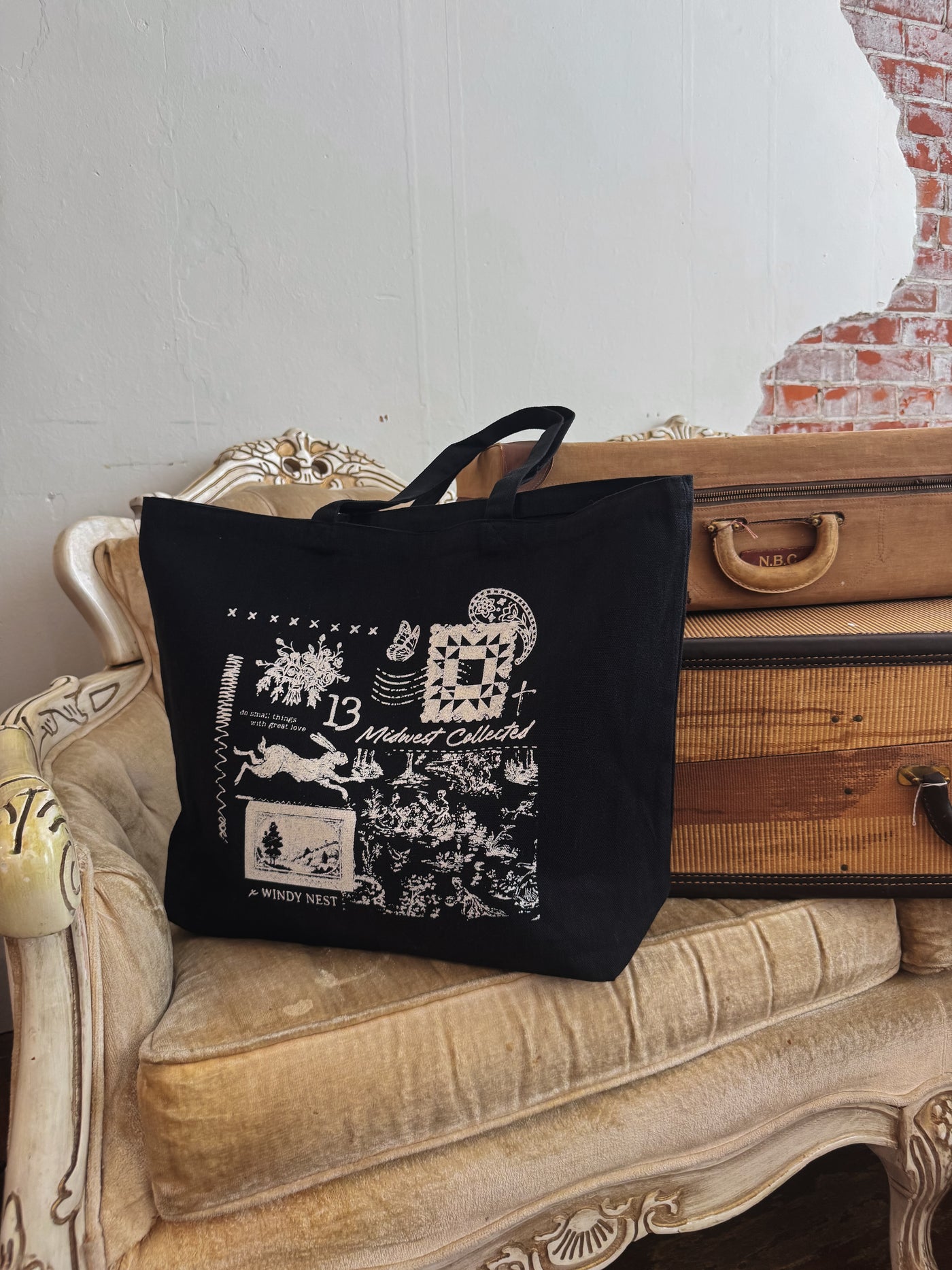 DOORBUSTER | Windy Nest Postcard Tote Bag