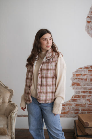 Emery Snap Button High Neck Vest | Blush