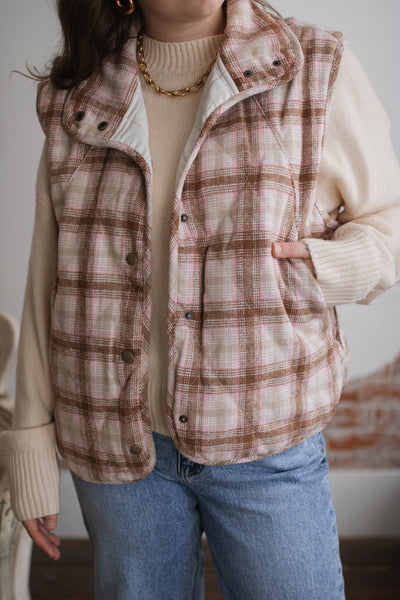 Emery Snap Button High Neck Vest | Blush