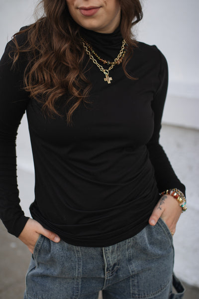 Riley Classic Turtleneck Long Sleeve