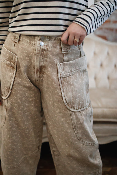 Willa Vintage Washed Floral Barrel Jeans