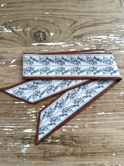 Classic Twilly Scarf | Bows