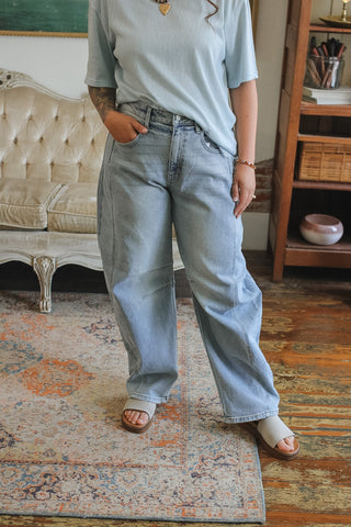 Mila Long Barrel Jeans