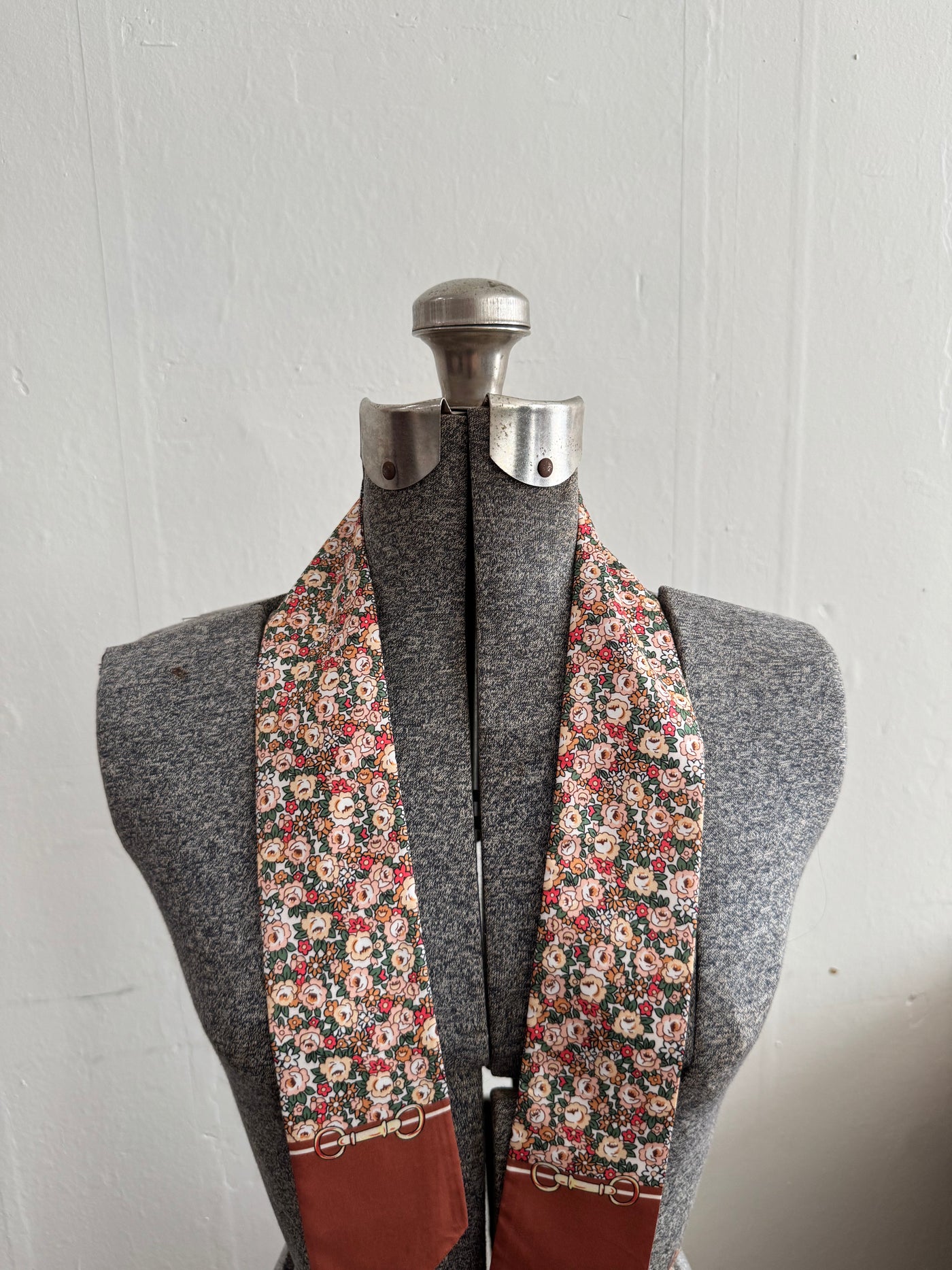 Classic Twilly Scarf | Brown Floral