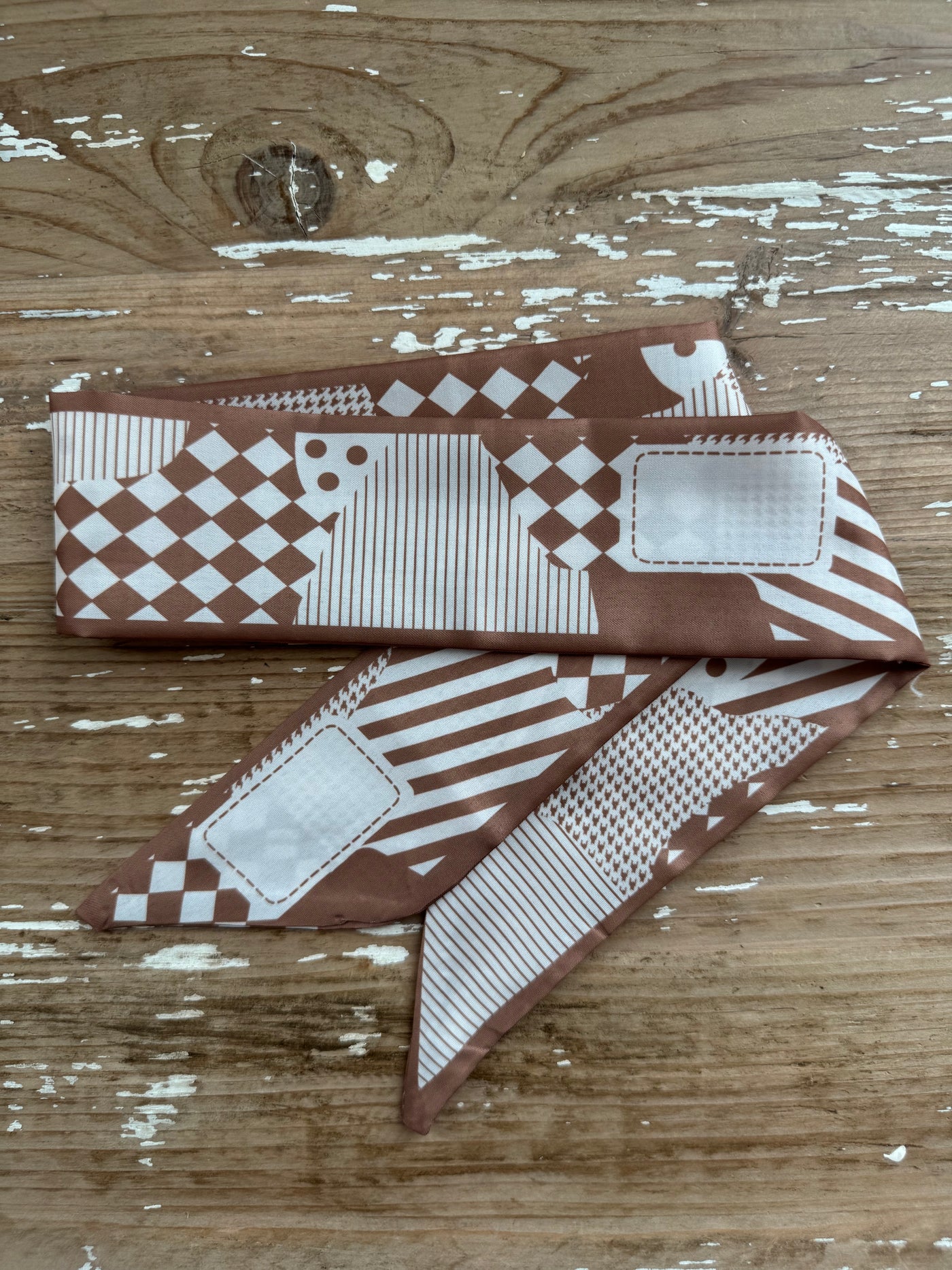Classic Twilly Scarf | Geometric