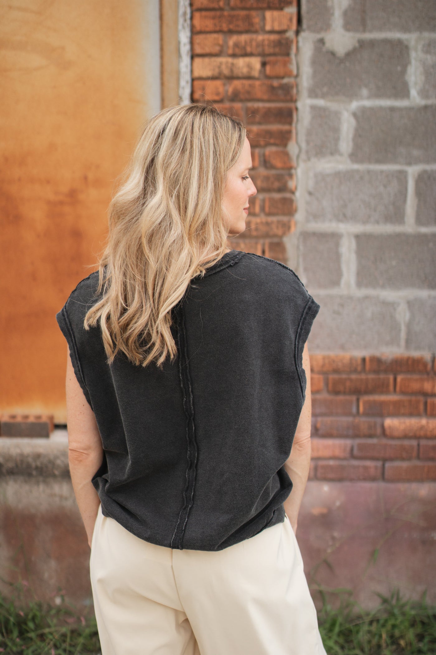 Caroline V-Neck Pullover Vest | Black
