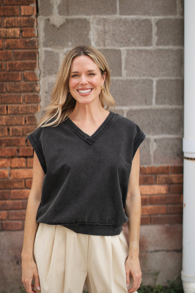 Caroline V-Neck Pullover Vest | Black