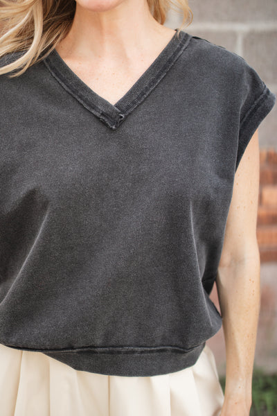 Caroline V-Neck Pullover Vest | Black