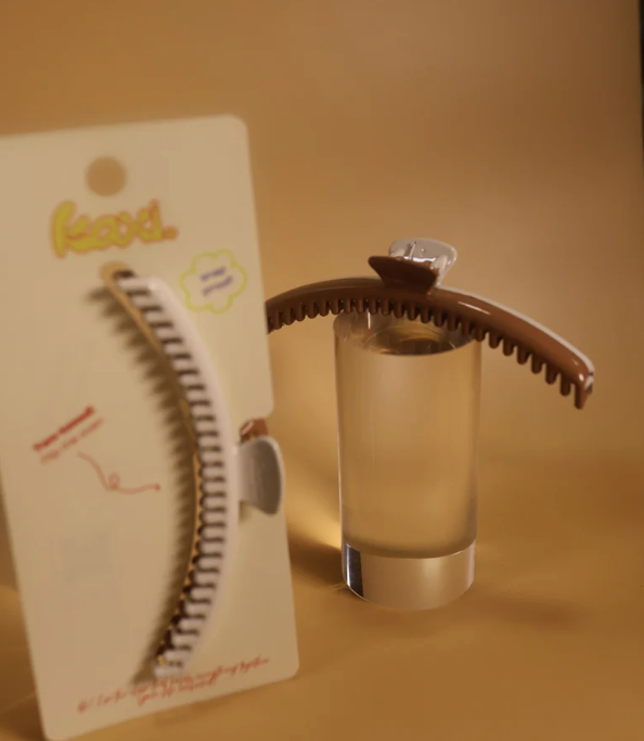 KAXI Original Hold Everything Claw | Shiny White + Light Brown