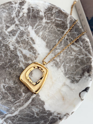 Romie Abstract Pendent