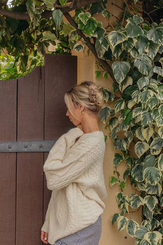 KAXI Scalloped Midi Hold Everything Claw