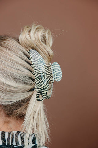 KAXI House of Her | Zebra Claw