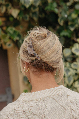 KAXI Scalloped Midi Hold Everything Claw