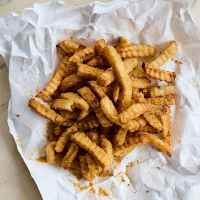 3.3 oz. That's Amore Topper Seasoning