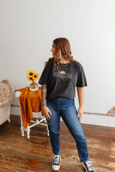 Lifting Others Graphic Tee
