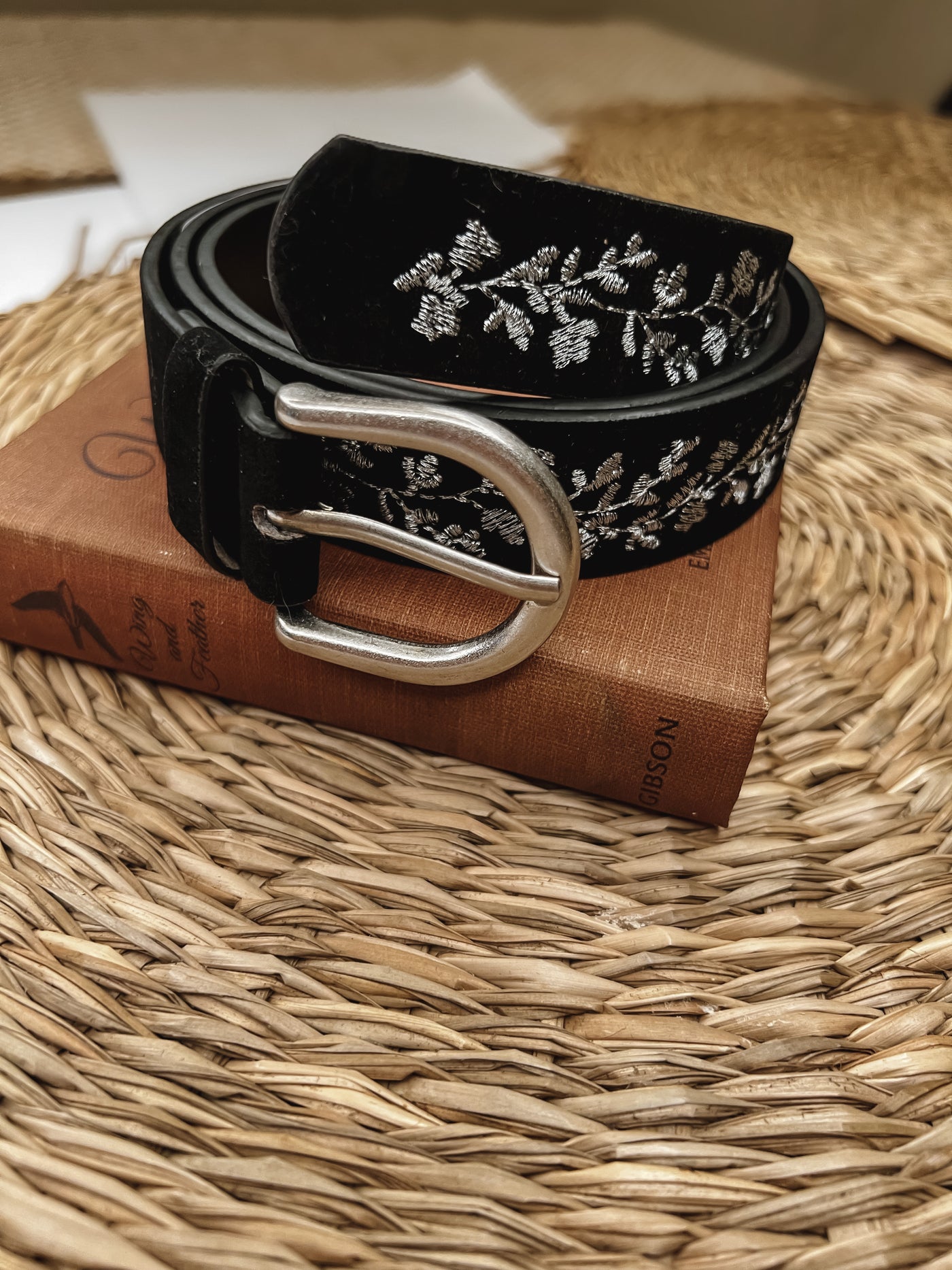 Embroidered Floral Belt