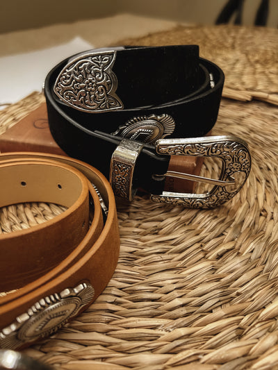 Engraved Flower Buckle Faux Leather Belt