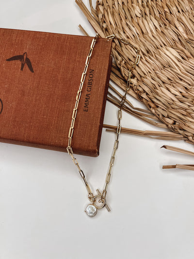 Toggle Link Chain Disc Pearl Charm Necklace