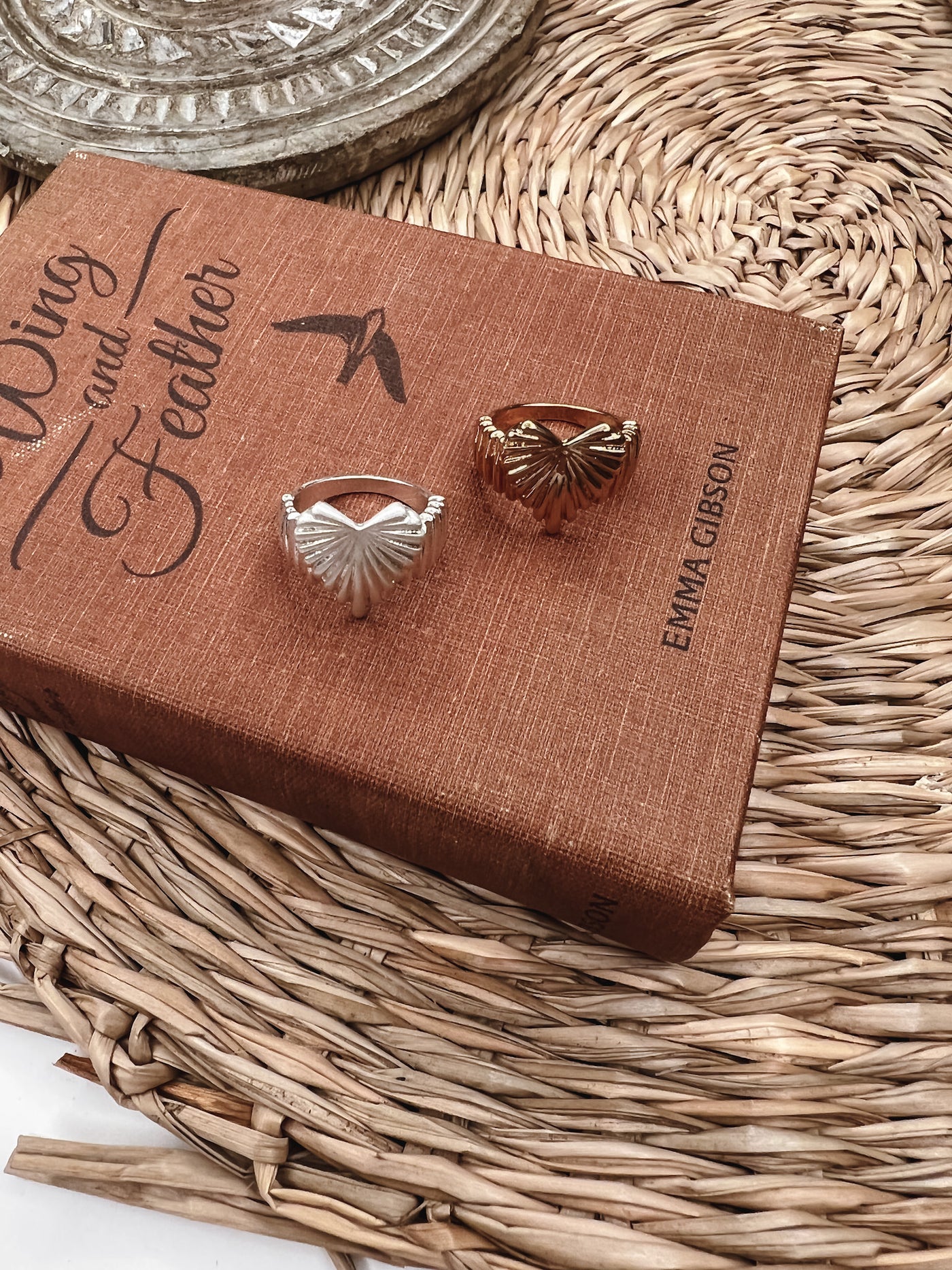 Ribbed Heart Statement Ring