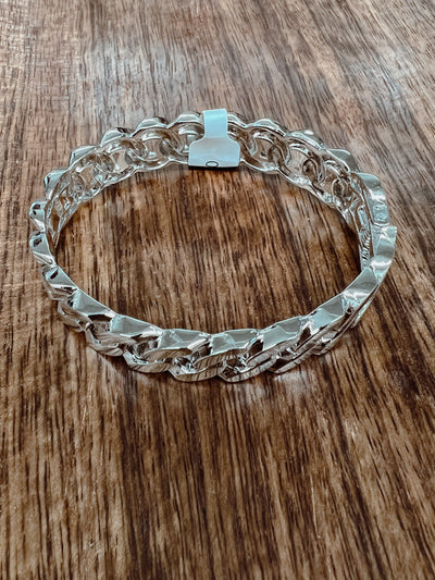 Link Chain Bangle